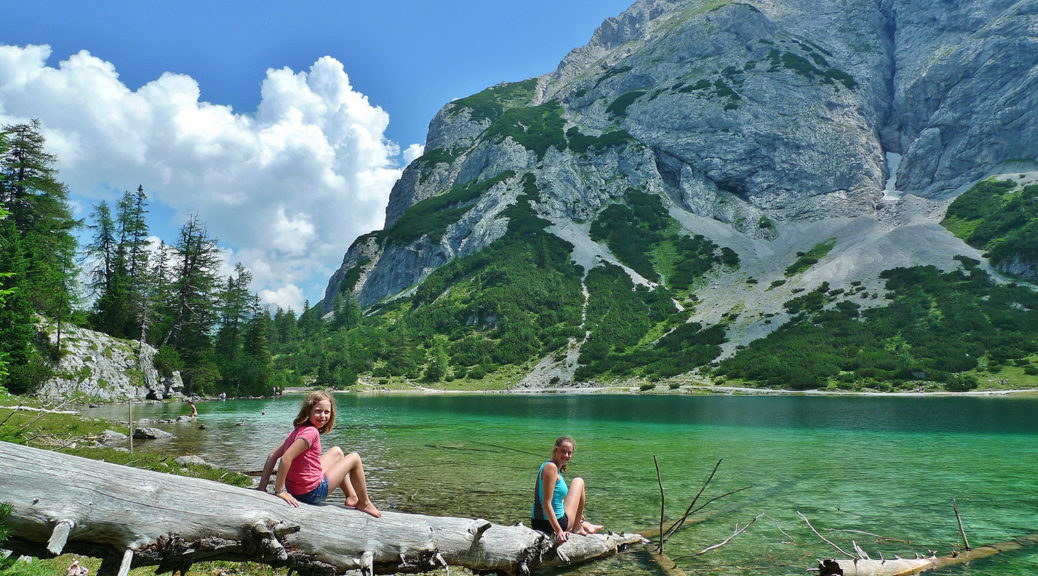 ErlebnisWandern-mit-Kindern-Muenchner-Berge-Band-2_Seebensee-@Eduard-Soeffker