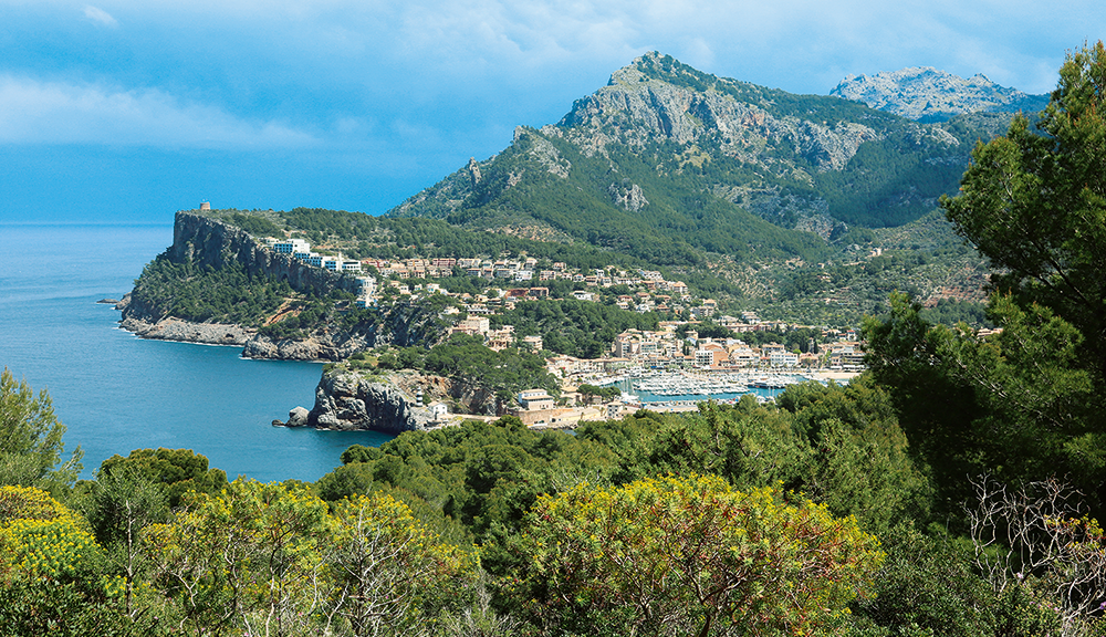 Mallorcas Wanderhauptstadt Port de Sóller / Rother Wanderführer © Foto: Rolf Goetz