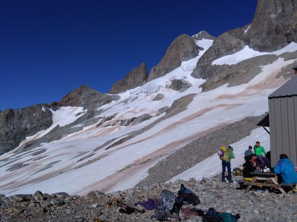 Hütte Refuge Adèle Planchard, Blick Richtung Grande Ruine, Dauphiné, Nationalpark Écrins, Französische Alpen, Hochtour