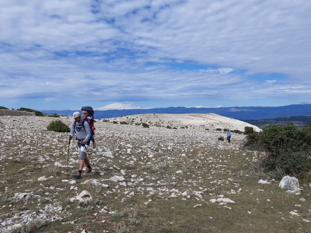 Stille Weite und ein fantastischer Rundumblick auf dem Weg zum Obzova©Foto: Regina Hösl