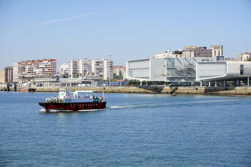 Mit der Fähre von Santander nach Somo (copyright: Martin Stüllein)