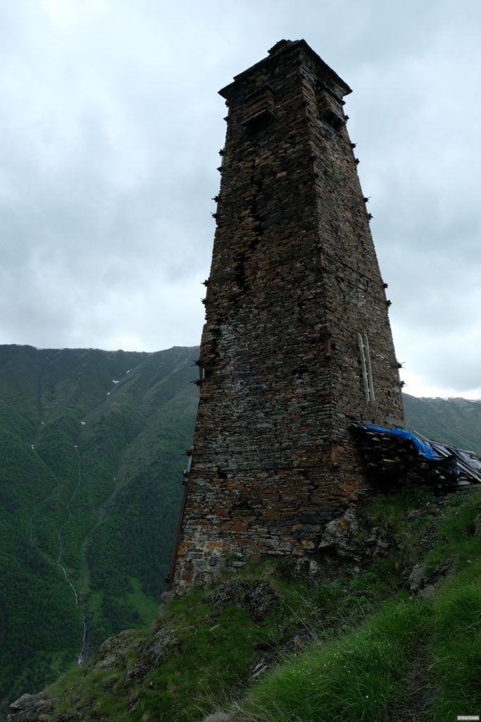 Festungsturm von Kvevlo. Foto: Nina Kramm