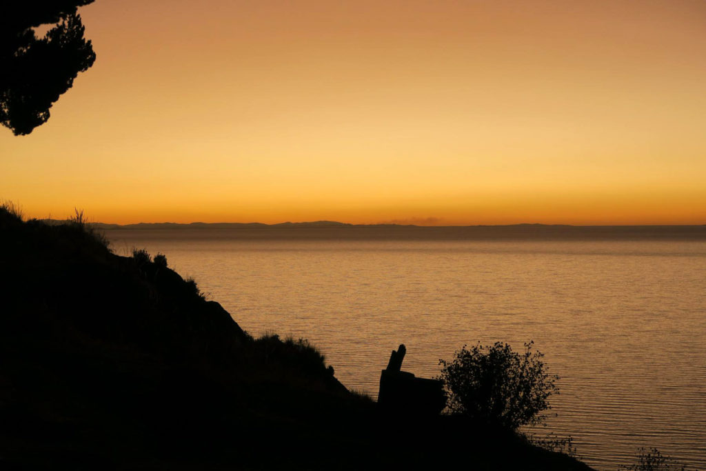 Sonnenuntergang über dem Titicacasee. © Matthias Schopp